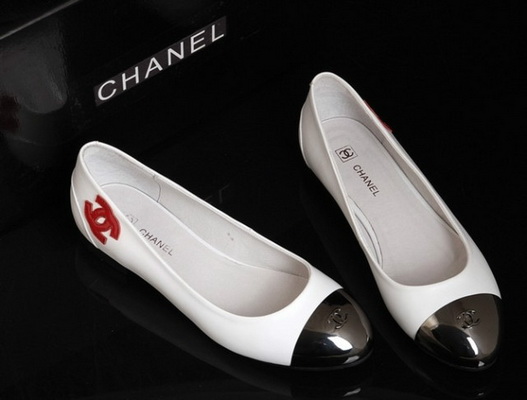 CHANEL Shallow mouth flat shoes Women--058